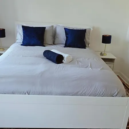 Entire Cozy 5 Mins From Dublin Airport